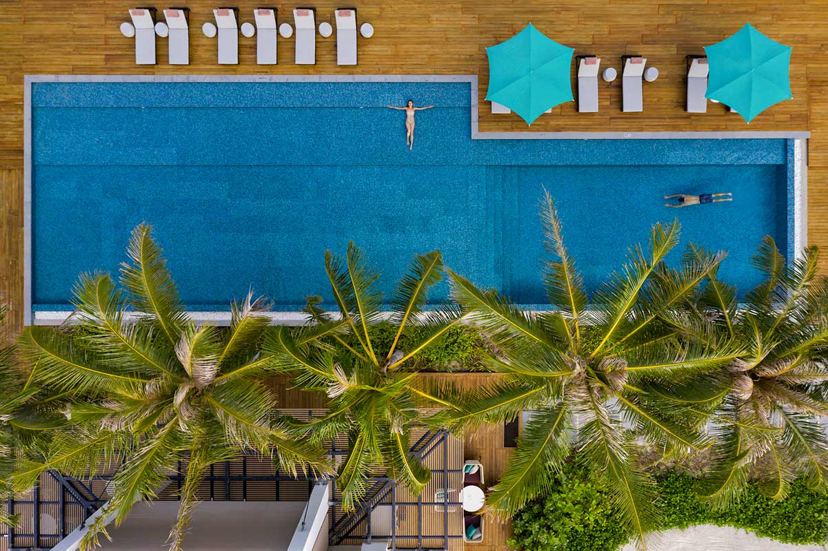 19_The-HUB-Pool-Birds-View